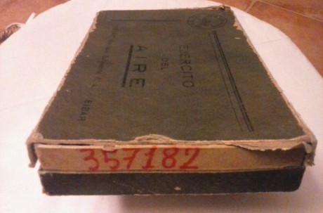 Se vende caja y baqueta de Star 9 largo Ejercito del Aire. Su estado es el que se ve en la fotografía. 01