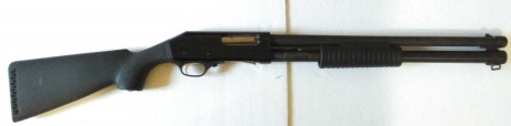 Un amigo que no se maneja con internet me ha pedido que ponga aqui y a la venta esta escopeta FABARM, 01