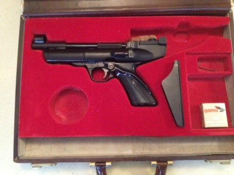 Muy pocos disparos. Mantiene potencia como el primer día, una de las mejores pistolas de su categoría 02