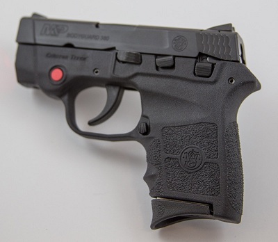 muy buenas.

 ---Se vende pistola S&W Bodyguard 380, calibre 9 corto, pequeña arma de backup. Capacidad 00