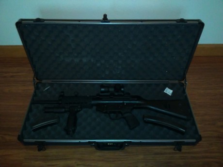 SUBFUSIL HK MP5 CALIBRE 9MM PARABELLUM


 Modelo MKE-T94. En perfecto estado. Muy pocos en España. Tiro 00