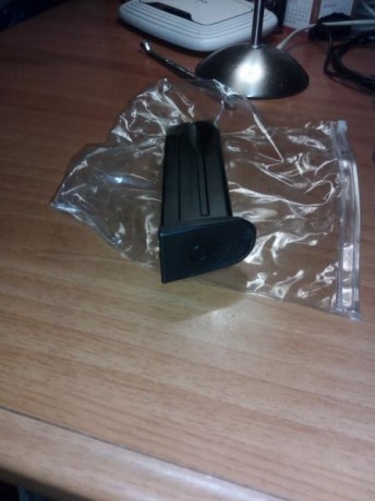 Buenas cambiaria cargador de 12 tiros para hk usp cal 45.esta nuevo por cargador para cz 75 cal 9mm de 02
