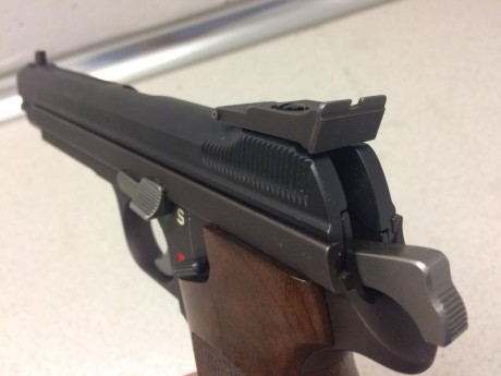  IMG_0354.JPG SIG P210 impecable.Vendo por cambio de calibre 11