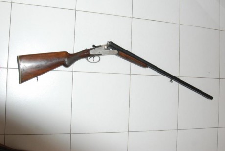 ESCOPETA JABE PARALELA
calibre 12 , platina larga , en buen estado y con funda
PRECIO 250 EUROS!! 02