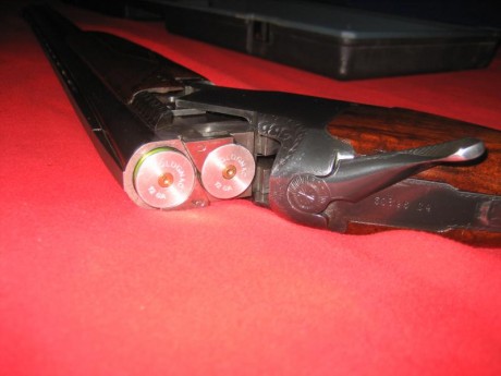Año 1964, cañón de 76 cm, chokes fijos **/*, banda de 8 mm, punto de mira easy heat, disparador único 00