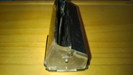    

Cargador para rifle Steyr Mannlincher del 458 Winchester Magnum (es el rotativo) se compró como repuesto 00