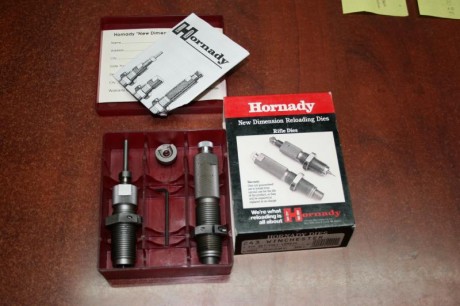 Cambio juego de dies del 243w marca hornady practicamente nuevos con el shell holder y tambien:
70 vainas 02