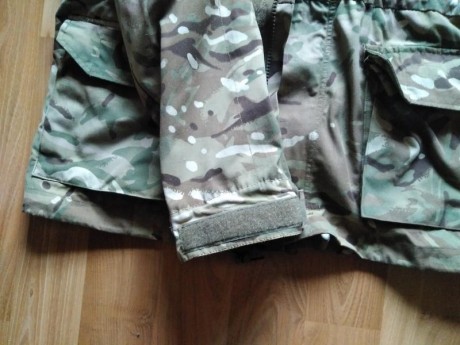 Vendo este chaqueton del ejercito britanico windproof en camuflage MTP, el ultimo modelo adoptado por 12