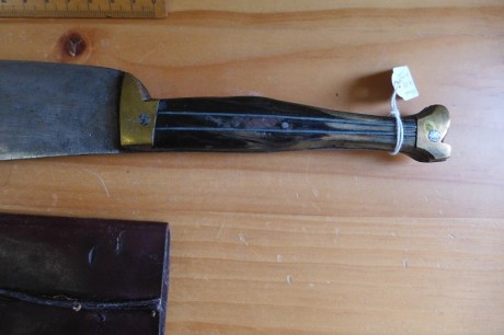 Vendo magnífico cuchillo del s. XIX, de los llamados "aragonés", "catalán" o "de 12