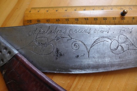 Vendo magnífico cuchillo del s. XIX, de los llamados "aragonés", "catalán" o "de 10