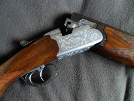 Vendo escopeta superpuesta Beretta, modelo S56 E.
Escopeta de gran calidad fabricada en 1968 (XXIV). A 32