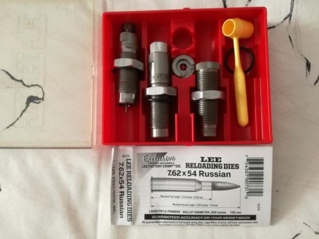 VENDO DIES DE RECARGA 7.62X54R , NUEVOS SIN USO , 56 EUR INCLUIDO EL ENVÍO A CUALQUIER PROVINCIA .CONTACTO 10