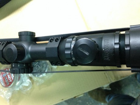 Vendo Carabina PCP KalibrGun Cricket del 6,35 con mira telescopica Hawke retroiluminada de 6-24x50.
Se 00