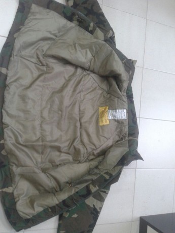 Hola vendo este chaqueton tres cuartos de Infanteria de Marina. Esta nuevo sin estrenar, con sus etiquetas, 00