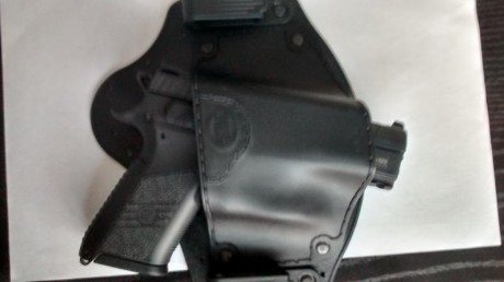 Saludos al foro! Abro un tema referente al uso de fundas en armas cortas. ¿Cuales son mejores de cuero 130