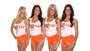La cadena de restaurantes Hooter´s intenta abrir un restaurante en Barcelona, el primero de quince aperturas 00