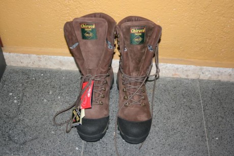 Sonara a broma, pero vendo otro par de botas chiruca del mismo modelo que el anterior, modelo scandinavia, 02