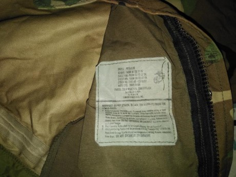 Vendo este chaqueton de goretex del USMC usado pero en perfecto estado, es una talla small regular.
El 02