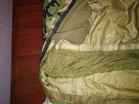 Vendo este chaqueton de goretex del USMC usado pero en perfecto estado, es una talla small regular.
El 12