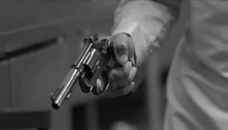 Compañeros,

En vista de las ganas de algunos (Elcafe, Wilcow, Vrakk, etc) por adivinar armas de películas 160