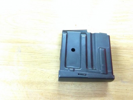 Se vende 2 cargadores para HK 940 o 640 del calibre 222 rem magnun o 222.

- 1 de 2 cartuchos....90€
- 02