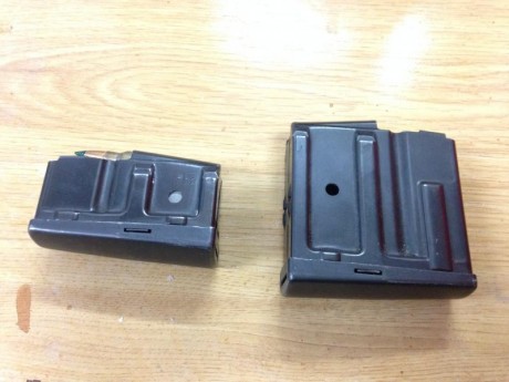 Se vende 2 cargadores para HK 940 o 640 del calibre 222 rem magnun o 222.

- 1 de 2 cartuchos....90€
- 01