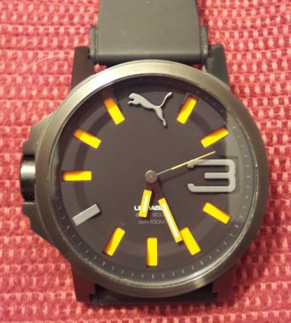   Vendo en Madrid relojes que no uso. En perfecto estado. Solo el Swatch viene sin caja. Ver fotos. Envio 10