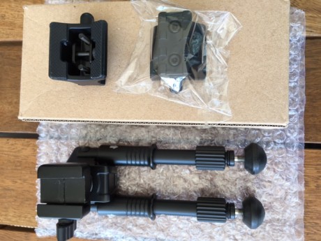 Pongo estos artículos a la venta:
Bipode Vanguard modelo Equalizer 1QS. Con dos adaptadores para ser utilizado 02