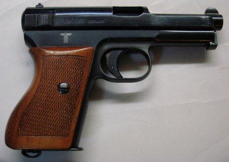 Se vende funda original de Pistola Máuser 1934 en muy buen estado de conservación, está fabricada en BERLÍN 10