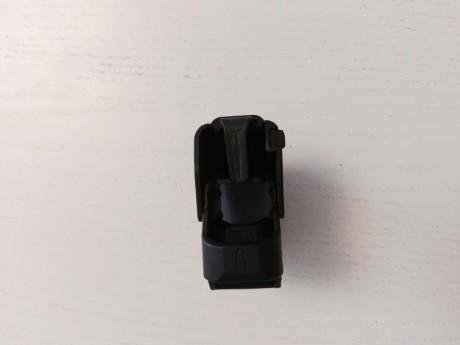 Buenas tardes,

Vendo ayuda para cargador Uplula usado pero en buen estado.
Precio:22€ + gastos de envío
Se 01