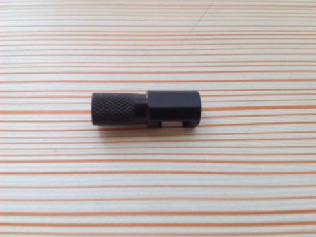 Vendo prolongador lateral de martillo nuevo sin estrenar,vale para martillo tanto de palanqueros como 00