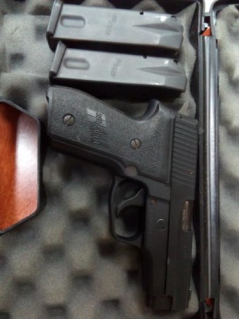 Buenas a todos,

Se vende esta pistola SIG, fabricación alemana, un único dueño, bien mantenida y buen 00