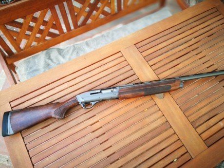 Hola a todos, vendo una repetidora Winchester Sx3. Acabados.gris mate, y  nogal acabado al.aceite. Esta 01