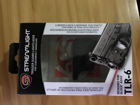 Vendo linterna TLR-6 para glock 26 27 ó 33, esta nueva ya que la empresa que me la envió, se equivoco 32