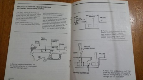 Hola  . En el fondo de un cajón encontré este viejo libro de uso de mi querida y nunca olvidada  s&w 00