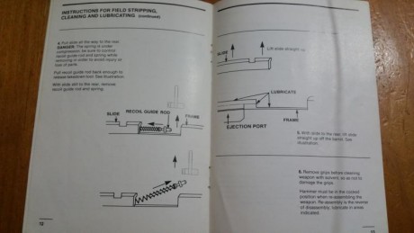 Hola  . En el fondo de un cajón encontré este viejo libro de uso de mi querida y nunca olvidada  s&w 11