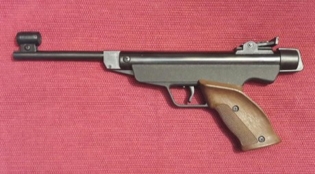   Vendo en Madrid esta extraordinaria pistola de A/C "Vintage" en perfecto estado. Revisada 00
