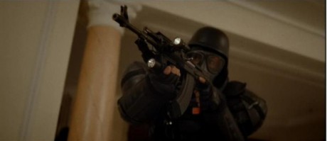 Compañeros,

En vista de las ganas de algunos (Elcafe, Wilcow, Vrakk, etc) por adivinar armas de películas 160