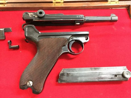 Se vende Luger p08 (9mm luger)de la ll guerra mundial,esta repavonada y convendria reparar,no automatiza 00