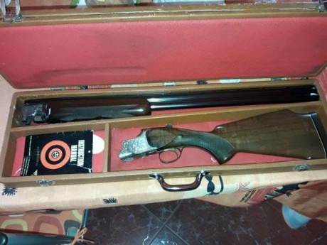 Un buen amigo vende esta excelente escopeta,se trata de un Miroku 800 Trap,es el modelo mas alto de gama.Os 02