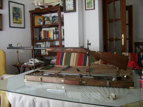 Vendo Rifle Creedmoore Macht 45 sin los accesorios. 750 € portes a medias.

Rifle de avancarga de precisión 10