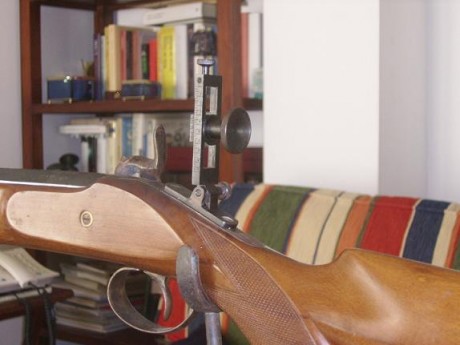 Vendo Rifle Creedmoore Macht 45 sin los accesorios. 750 € portes a medias.

Rifle de avancarga de precisión 22