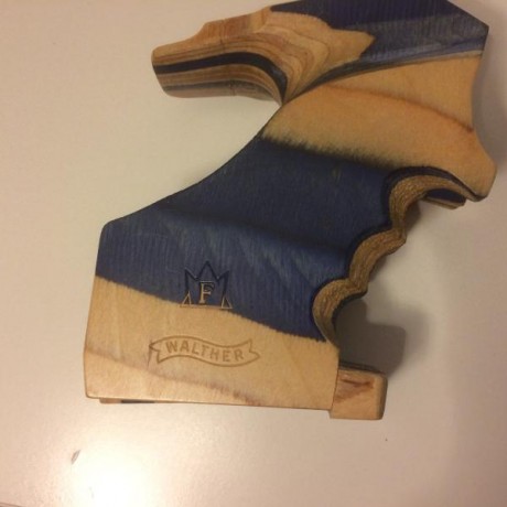 Vendo cacha M para zurdo para pistola aire comprimido Walther LP300 Xt.
Perfecto estado. Practicamente 00