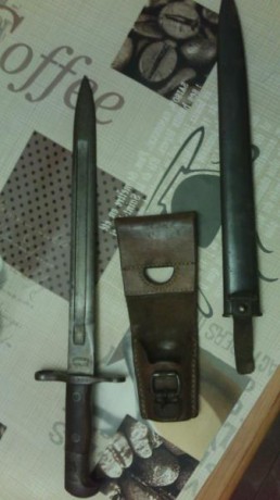 Buenas tardes, un compañero me ha pedido que le ponga a la venta unas bayonetas, pero de las que me ha 120