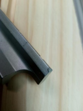 Cambio raíl visor para Mini Ruger (con tapa de instalación) por BOLT LOCK COVER MINI RUGER (tapa original)
El 01