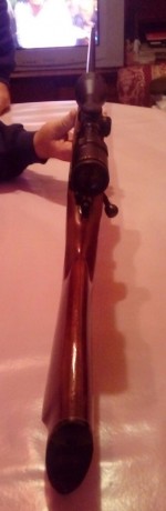Vendo rifle de cerrojo m98 ZASTABA Cal. 308W 

El arma tiene uso normal con "marquitas" típicas 11