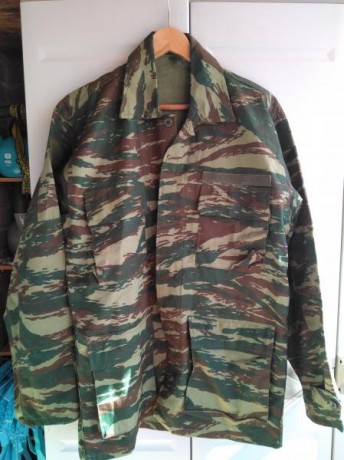 Vendo esta camisa original del ejercito griego, talla M.
Precio 20 euros con los gastos de envio incluidos.
Un 02