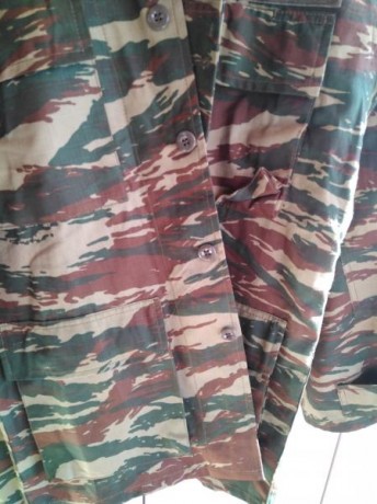 Vendo esta camisa original del ejercito griego, talla M.
Precio 20 euros con los gastos de envio incluidos.
Un 10