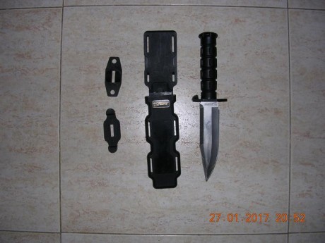 Hola compañeros,quiero hacerme con un Phrobis,que opinion teneis de este cuchillo?
Gracias por vuestra 21