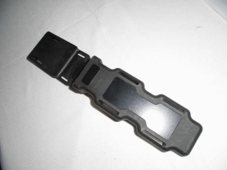 Hola compañeros,quiero hacerme con un Phrobis,que opinion teneis de este cuchillo?
Gracias por vuestra 112